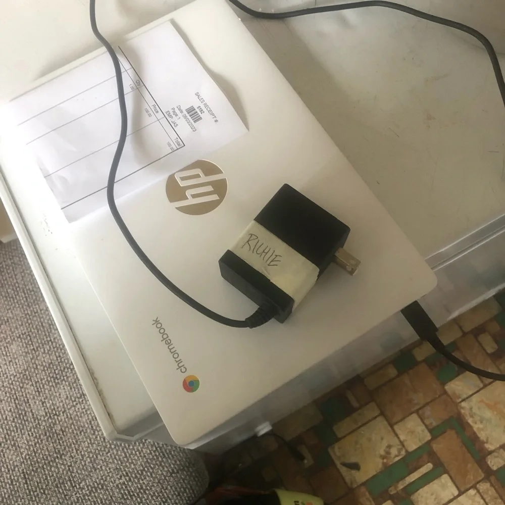 HP mini Office computer laptop $$185.00